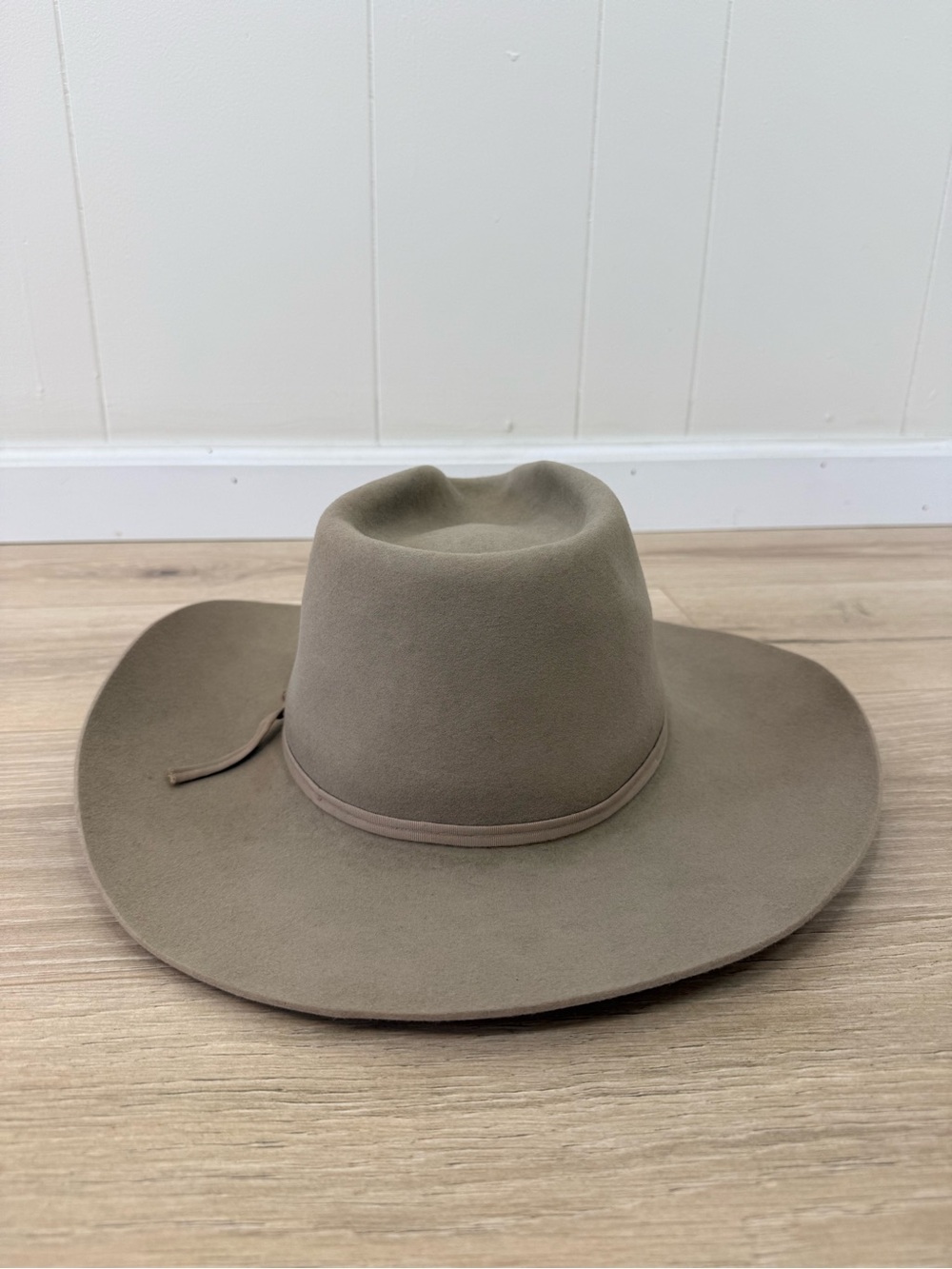 Stetson 7 5/8 Taupe Felt Western Hat. Shape it for u! - Picture 8 of 16